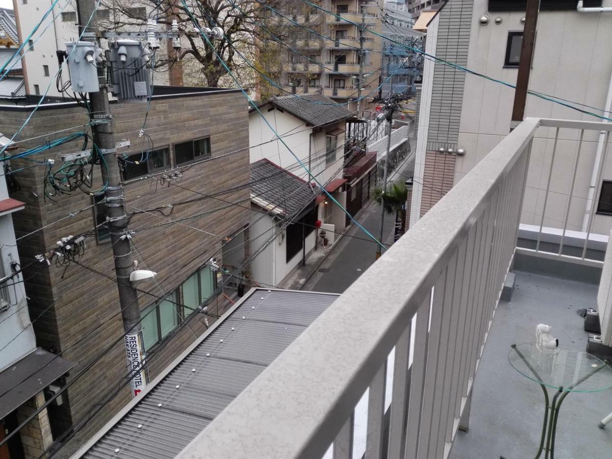 Fukuokakoryou Guesthouse Фукуока Экстерьер фото