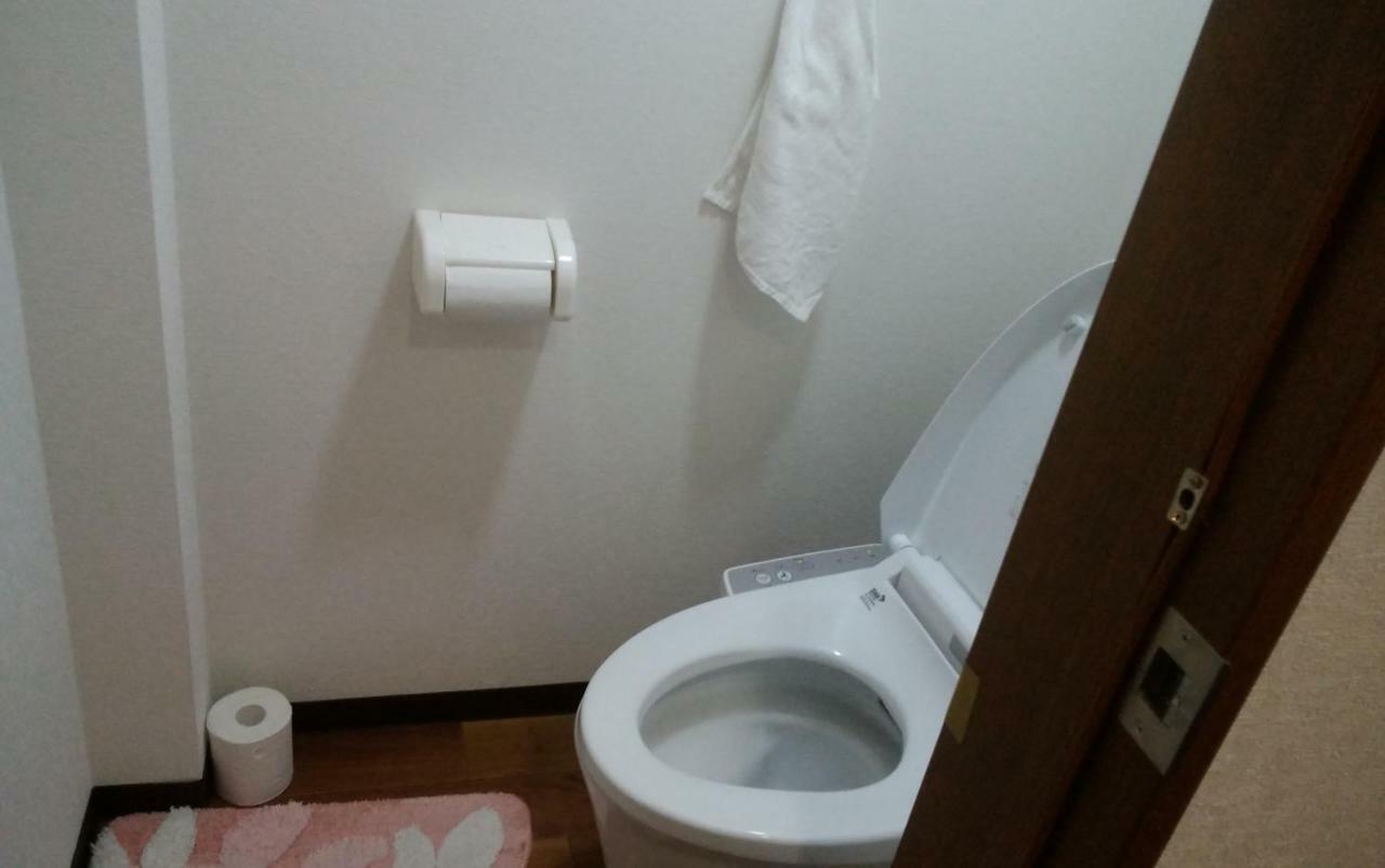 Fukuokakoryou Guesthouse Фукуока Экстерьер фото